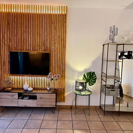 Puerto Banus Pol Y Hada