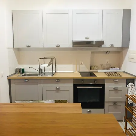 Puerto Banus Pol Y Hada * マルベーリャ