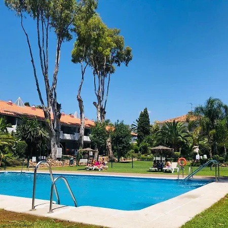 Puerto Banus Pol Y Hada *